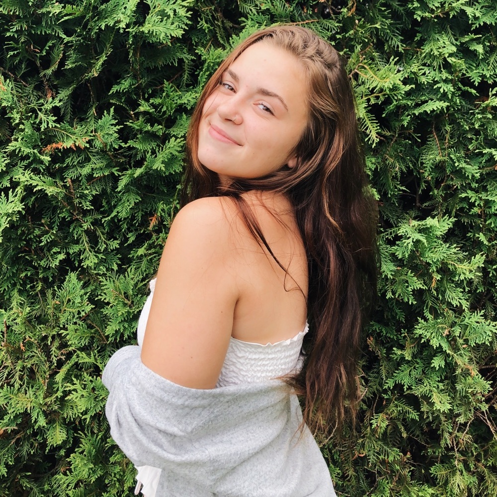 Meet your Posher, Hannah